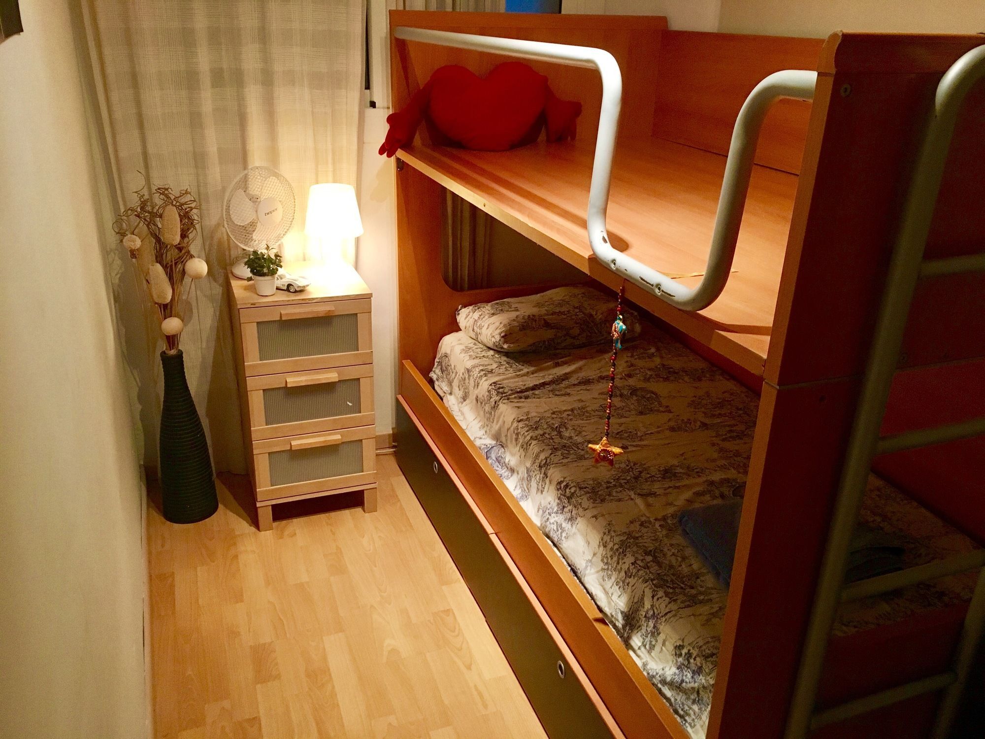Sants With Terrace Appartement *