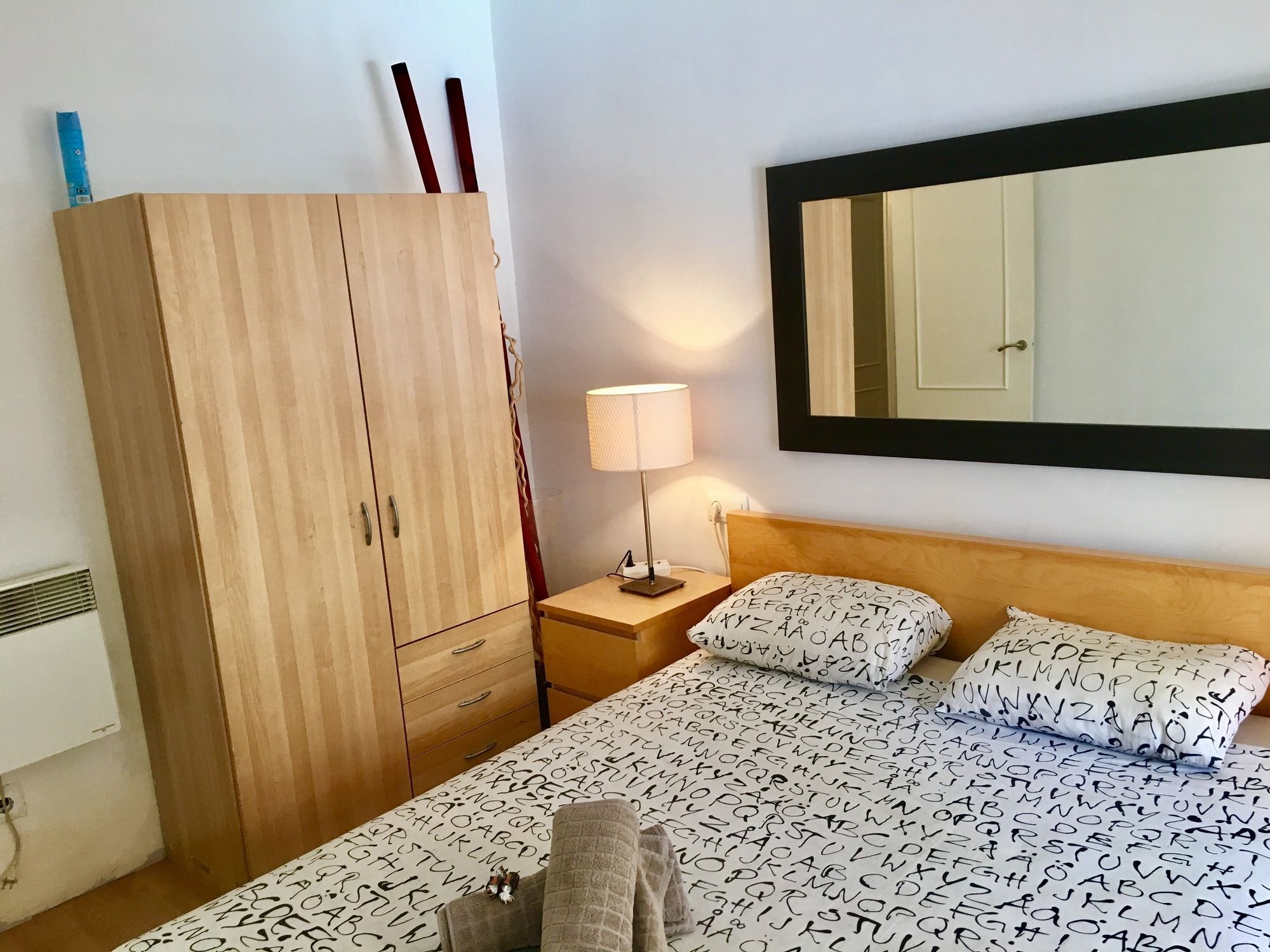 Sants With Terrace